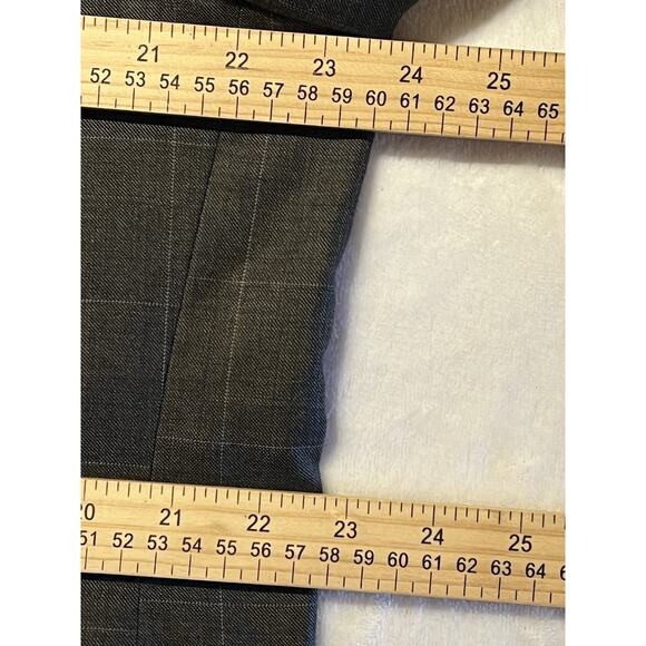 Jos A Bank Mens 44R 36x29 Gray Windowpane Plaid 2 Piece Suit Set - Picture 10 of 16